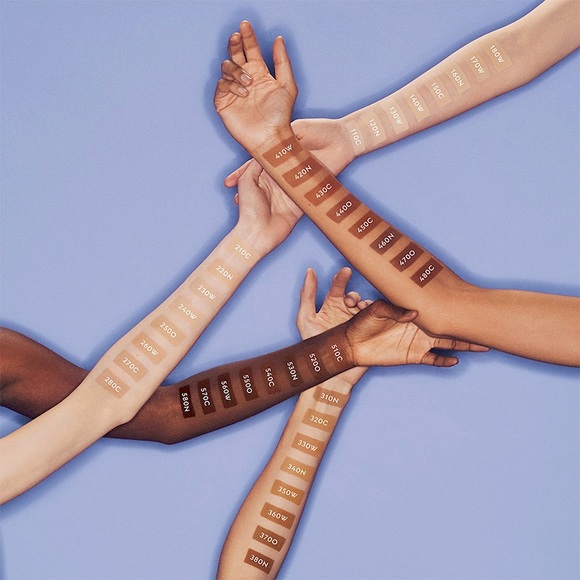 Gucci Fluide de Beauté Fini Natural Foundation Shade 440O BNIB - Picture 5 of 5